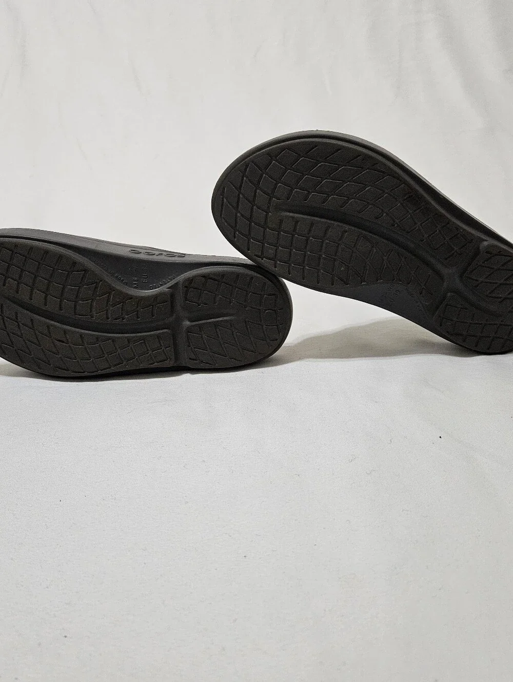OOFOS OOAHH Recovery Slippers Unisex Mens 6 Womens 8 Gray